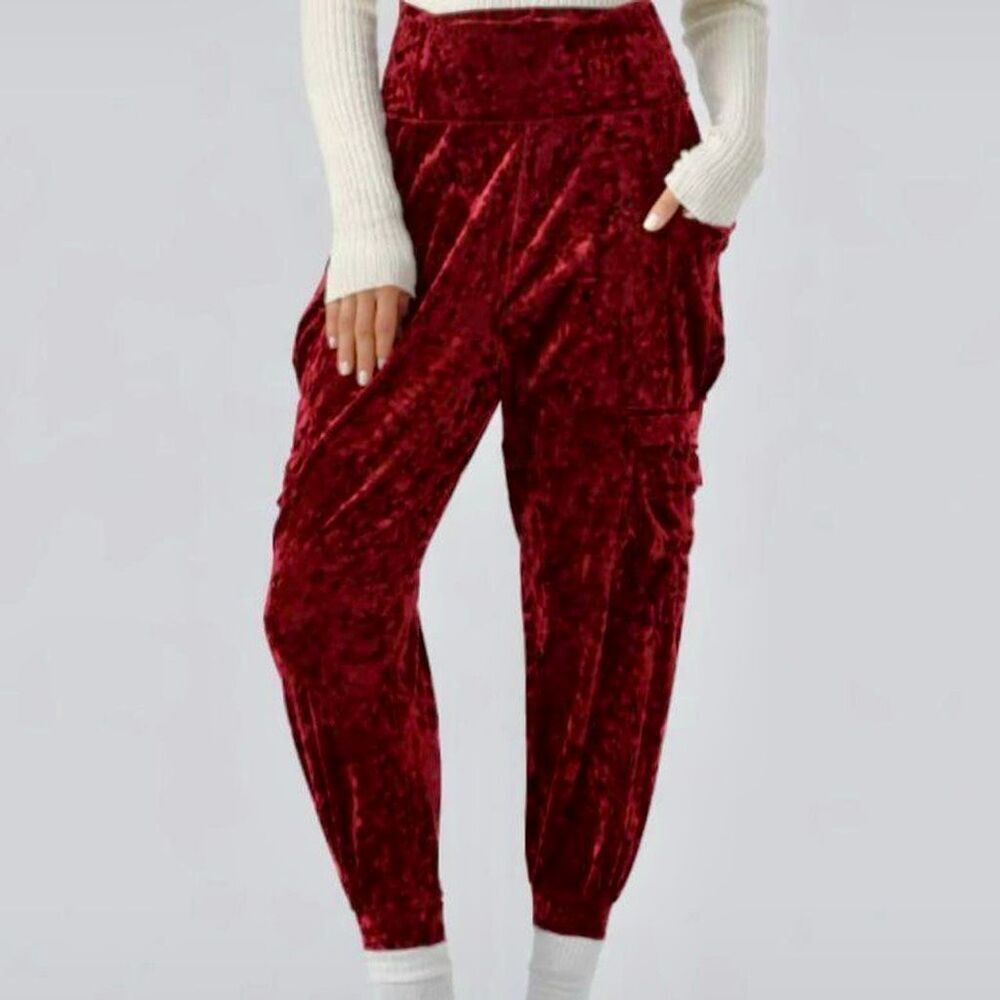 Halara Burgundy Red Crushed Velvet High Waist Cargo Harem Jogger Pants M NWT